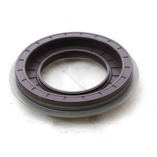Oshkosh 8HR4 Pinion Oil Seal and Retainer Aftermarket Replacement | 8HR4